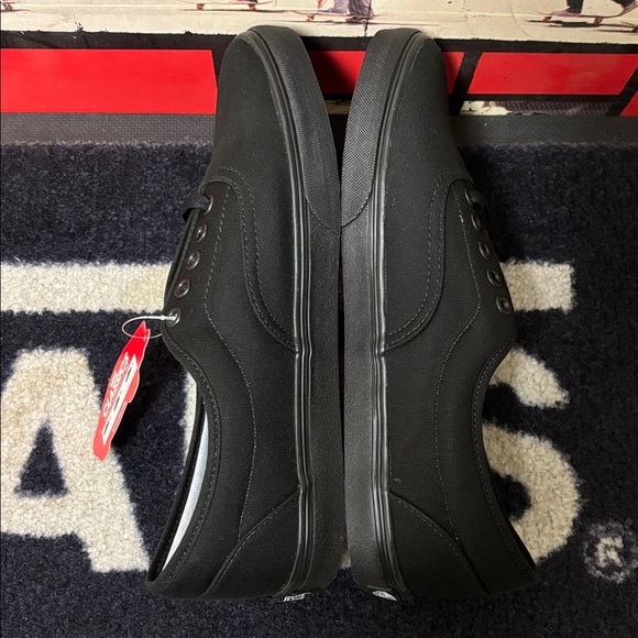 Vans Men's LPE Black/ Black - Picture 8 of 10